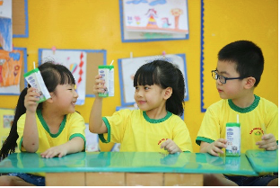 Vinamilk[-]dẫn[-]đầu[-]Top[-]10[-]thương[-]hiệu[-]mạnh[-]nhất[-]của[-]Việt[-]Nam[-]